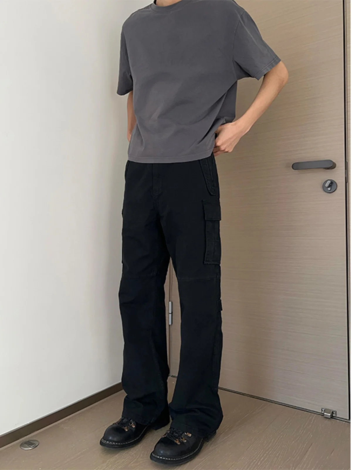 Мужские повседневные брюки Bla Casual Workwear: уличный стиль, высокая посадка, зауженный крой, свободные прямые брюки с множеством карманов
Мужские повседневные брюки Bla Casual Workwear: уличный стиль, высокая посадка, зауженный крой, свободные прямые брюки с множеством карманов