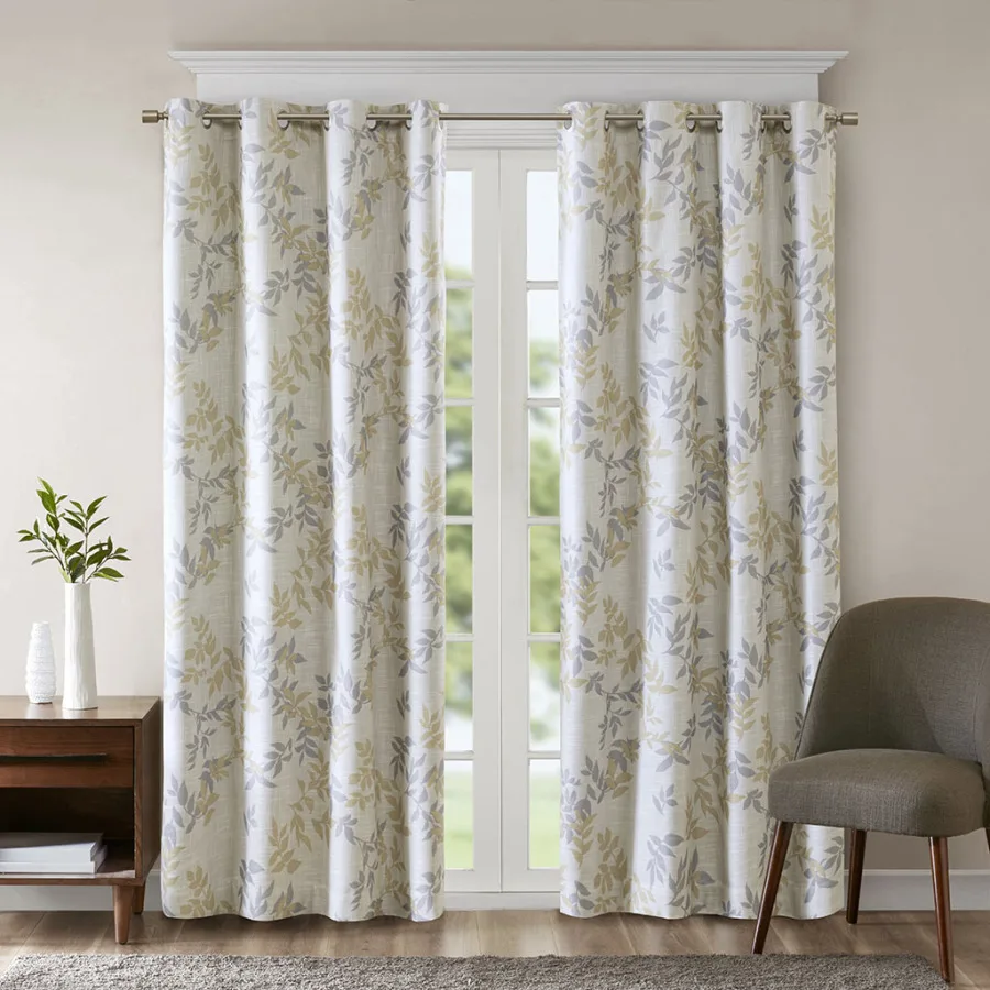 Botanical-print blackout curtain panel for living room, polyester fabric, black color, light-blocking and privacy-enhancing des
Botanical-print blackout curtain panel for living room, polyester fabric, black color, light-blocking and privacy-enhancing des
