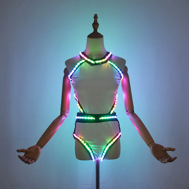 Sexy LED Light up Bodysuit Women Festival Nightclub Gogo Dancer Stage Performance Wear Female Party Rave Glow Leotard New
Sexy LED Light up Bodysuit Women Festival Nightclub Gogo Dancer Stage Performance Wear Female Party Rave Glow Leotard New