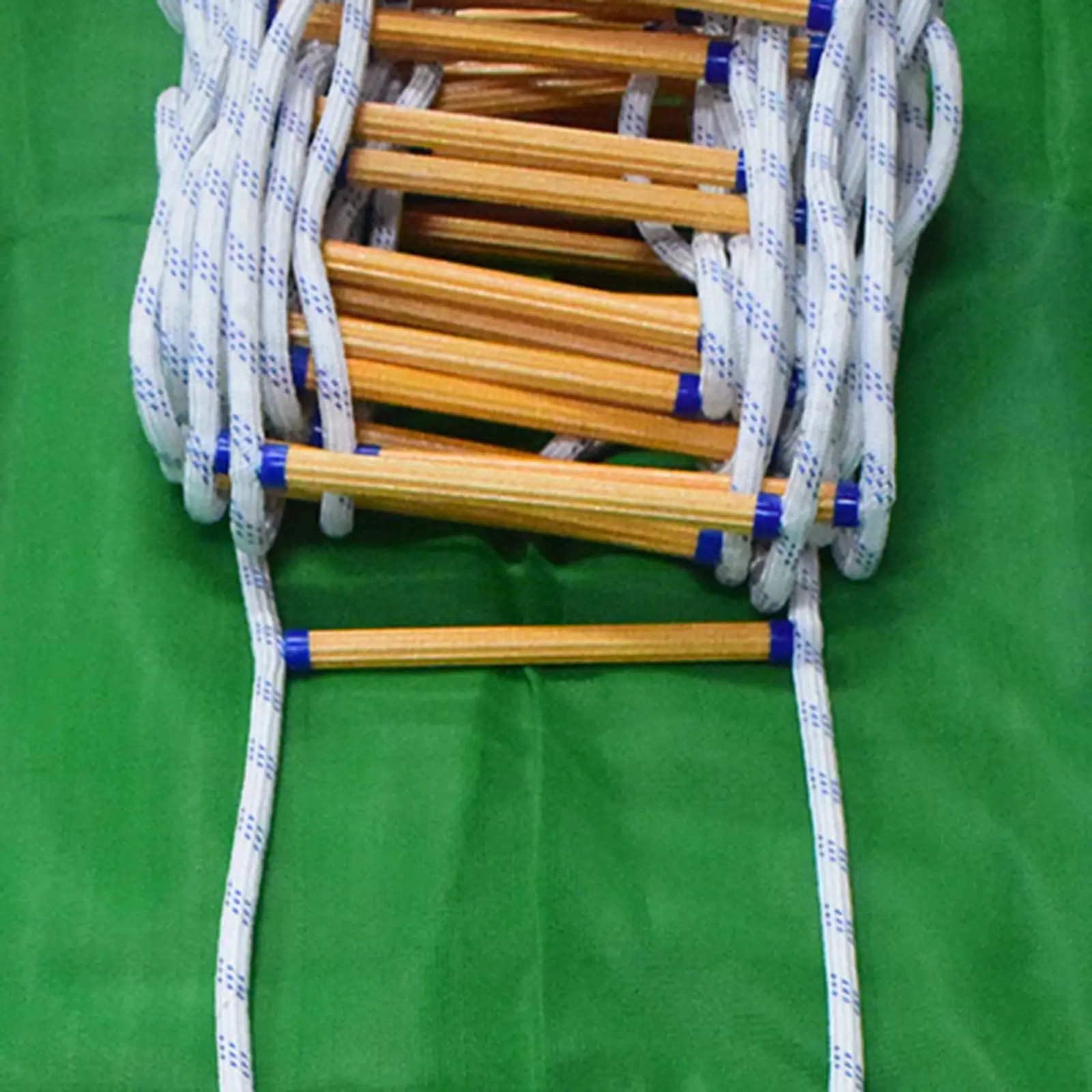 Emergency Escape Ladder Safety Rope with Hooks Reusable for Work
Emergency Escape Ladder Safety Rope with Hooks Reusable for Work