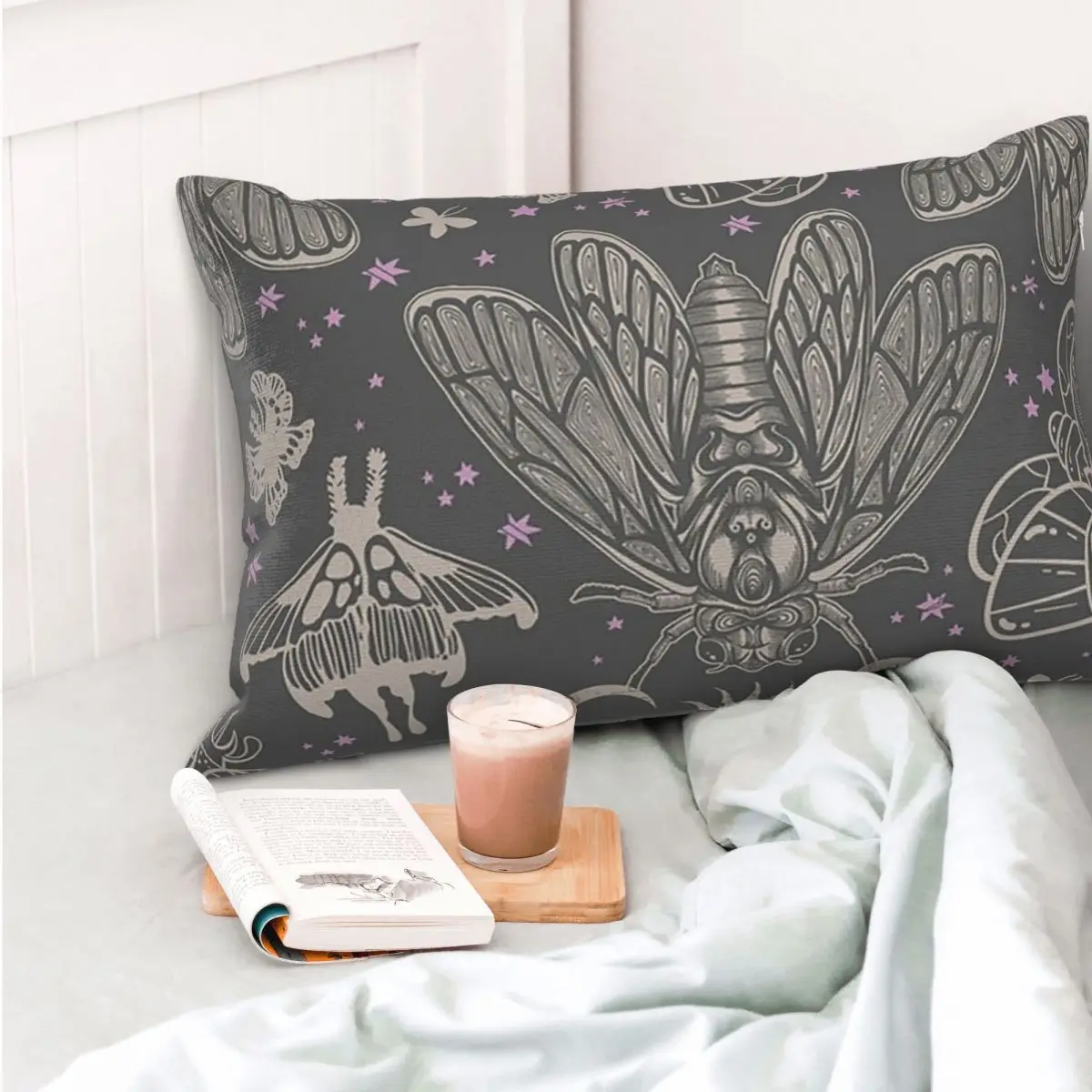 Esoteric Cicada And Moth Witchy Celestial Sun Moon Pattern Rectangle Pillowcase Cushion Cover Decorative Bed Home Throw Pillow
Esoteric Cicada And Moth Witchy Celestial Sun Moon Pattern Rectangle Pillowcase Cushion Cover Decorative Bed Home Throw Pillow