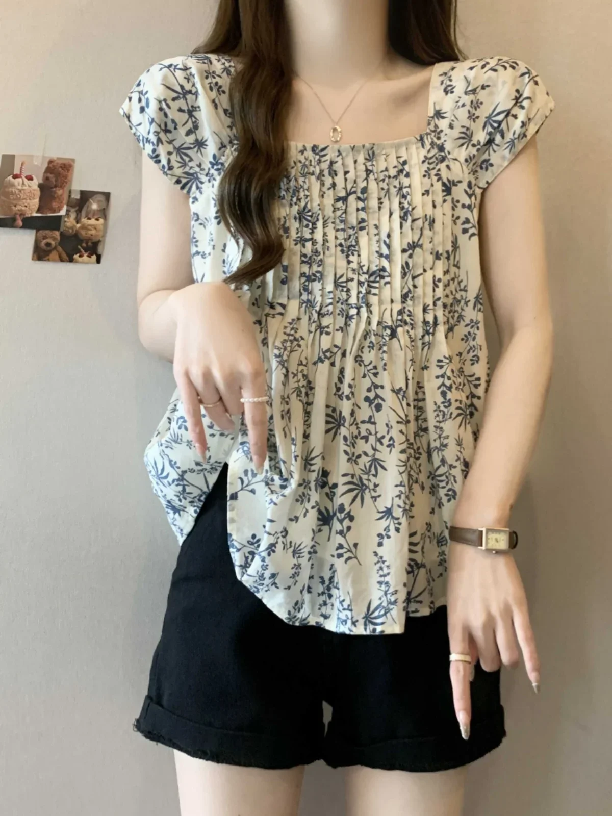Floral Print Square Collar Short Sleeve Women's Shirt Summer New Sle plus Size Doll Top Flng Sleeve Chiffon Blouse XT660
Floral Print Square Collar Short Sleeve Women's Shirt Summer New Sle plus Size Doll Top Flng Sleeve Chiffon Blouse XT660