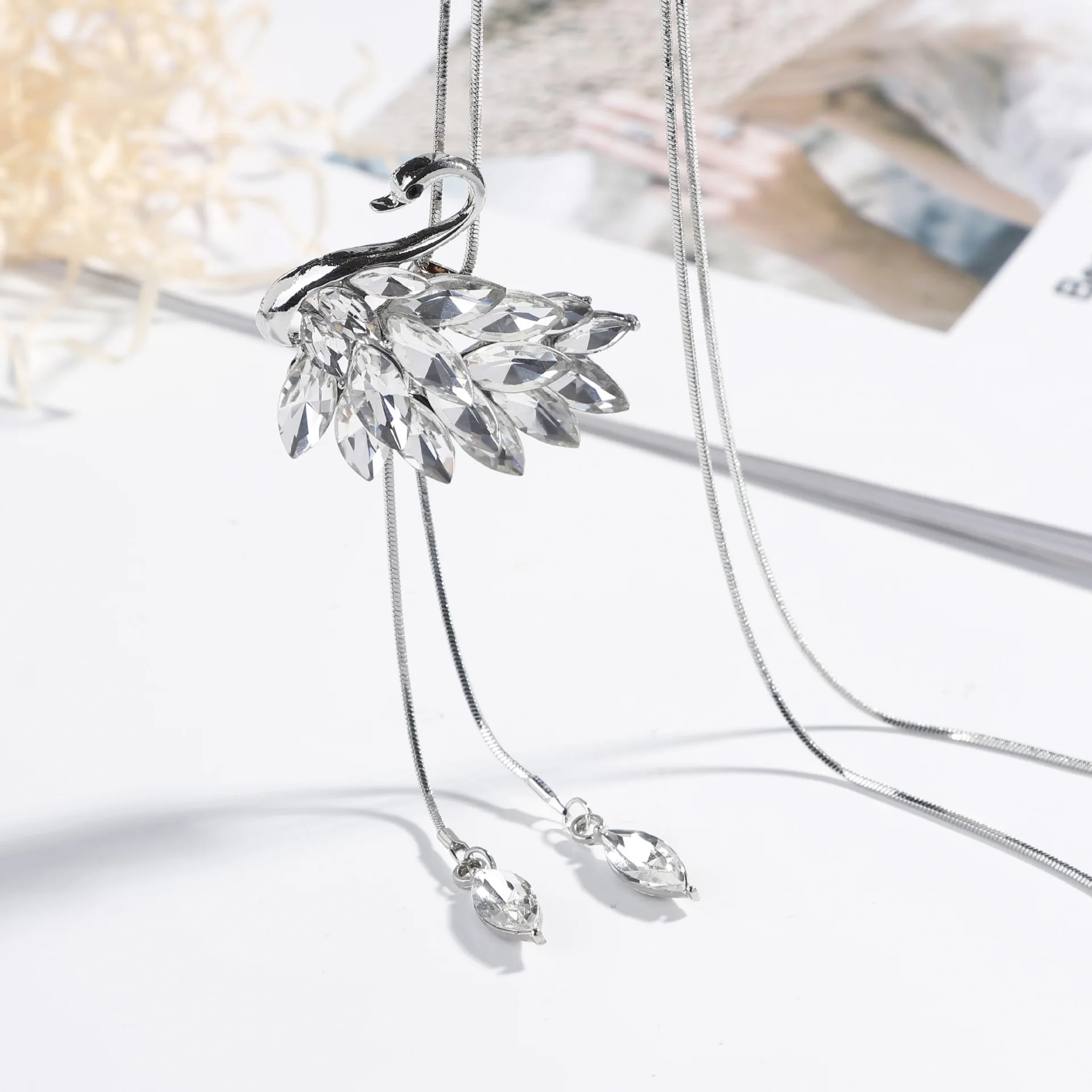 swan sweater chain fashion all-in-one crystal hollowed out with diamond inlaid swan inlaid with diamond tassel necklace luxury1$
swan sweater chain fashion all-in-one crystal hollowed out with diamond inlaid swan inlaid with diamond tassel necklace luxury1$
