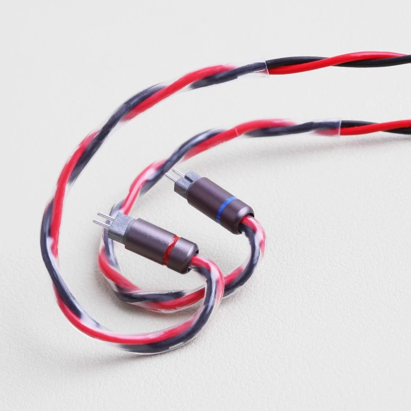 Zephone Chilian upgraded cable 8-strand high-purity oxygen-free copper headphone upgrade cable 3.5mm/2.5mm/4.4mm optional
Zephone Chilian upgraded cable 8-strand high-purity oxygen-free copper headphone upgrade cable 3.5mm/2.5mm/4.4mm optional