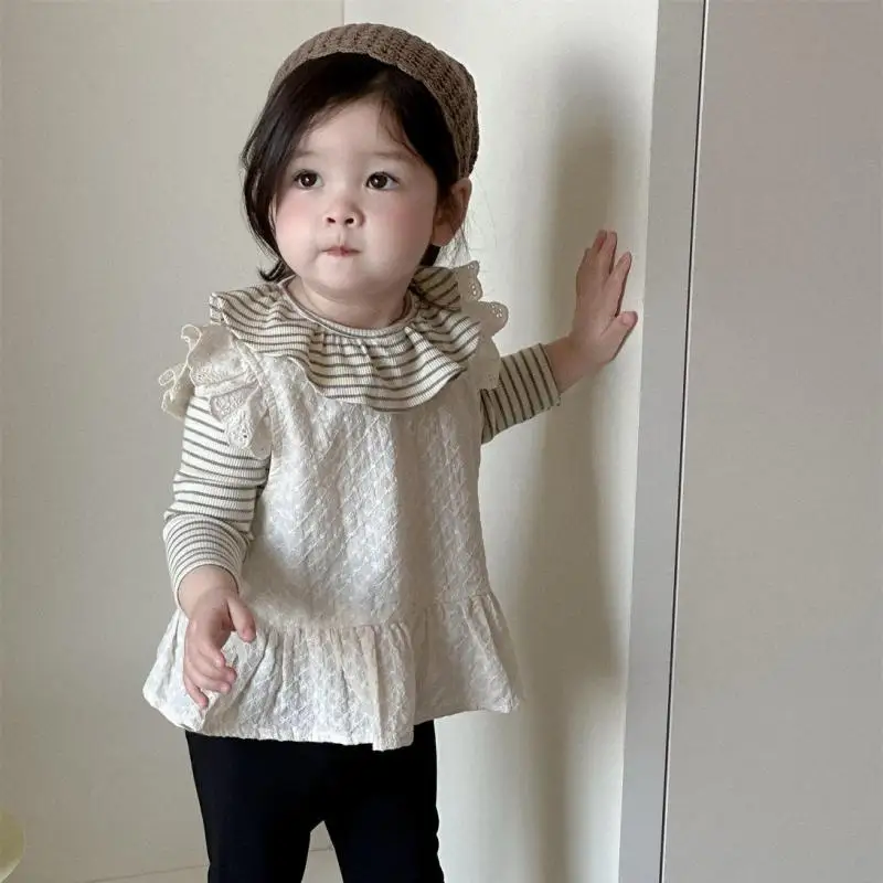 2025 Spring New Baby Girl Sleeveless Lace Shirts Infant Toddler Cute Bow Princess Tops Girls Bottoming Shirt Children Clothes
2025 Spring New Baby Girl Sleeveless Lace Shirts Infant Toddler Cute Bow Princess Tops Girls Bottoming Shirt Children Clothes