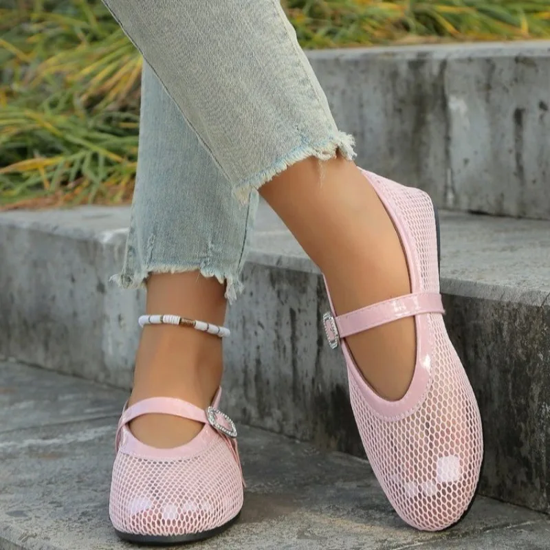 2025 Fashion Ladies Shoes Buckle Strap Women's Flats New Hollow Out Light Best Seller Plus Size Solid Comfortable Flat Low Heels
2025 Fashion Ladies Shoes Buckle Strap Women's Flats New Hollow Out Light Best Seller Plus Size Solid Comfortable Flat Low Heels