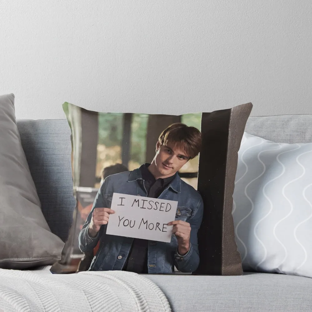 Jacob Elordi, The Kissing Booth, I Missed you more Throw Pillow pillow cover christmas New year pillow
Jacob Elordi, The Kissing Booth, I Missed you more Throw Pillow pillow cover christmas New year pillow