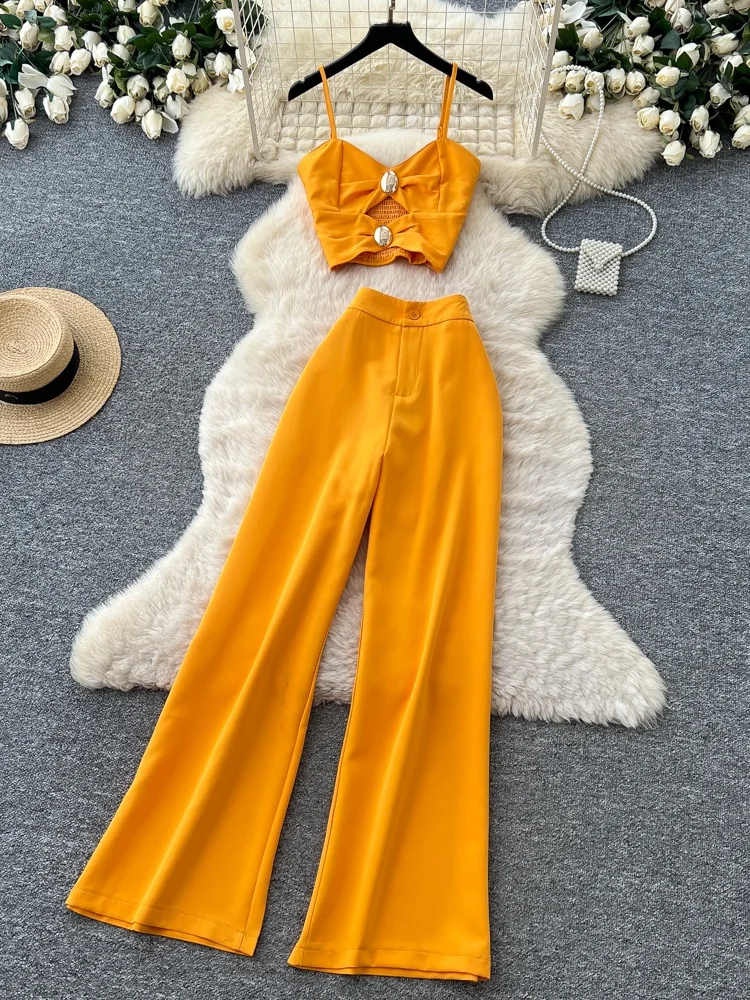 Korean Style Commute Wind Strap Vest Wide Leg Pants Two Piece Set Women Summer Expose Waist High End Slimming Personality Set
Korean Style Commute Wind Strap Vest Wide Leg Pants Two Piece Set Women Summer Expose Waist High End Slimming Personality Set