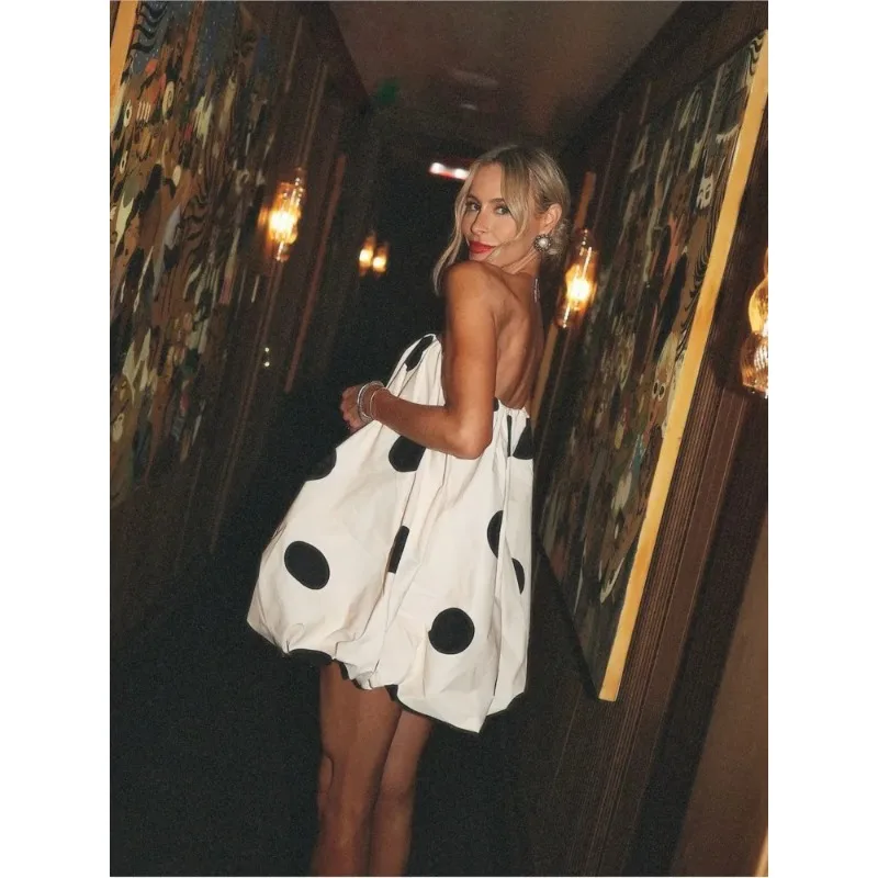Summer women's fashion polka dot dress, sexy off-the-shoulder sleeveless miniskirt, elegant classic pleated women's party dress
Summer women's fashion polka dot dress, sexy off-the-shoulder sleeveless miniskirt, elegant classic pleated women's party dress