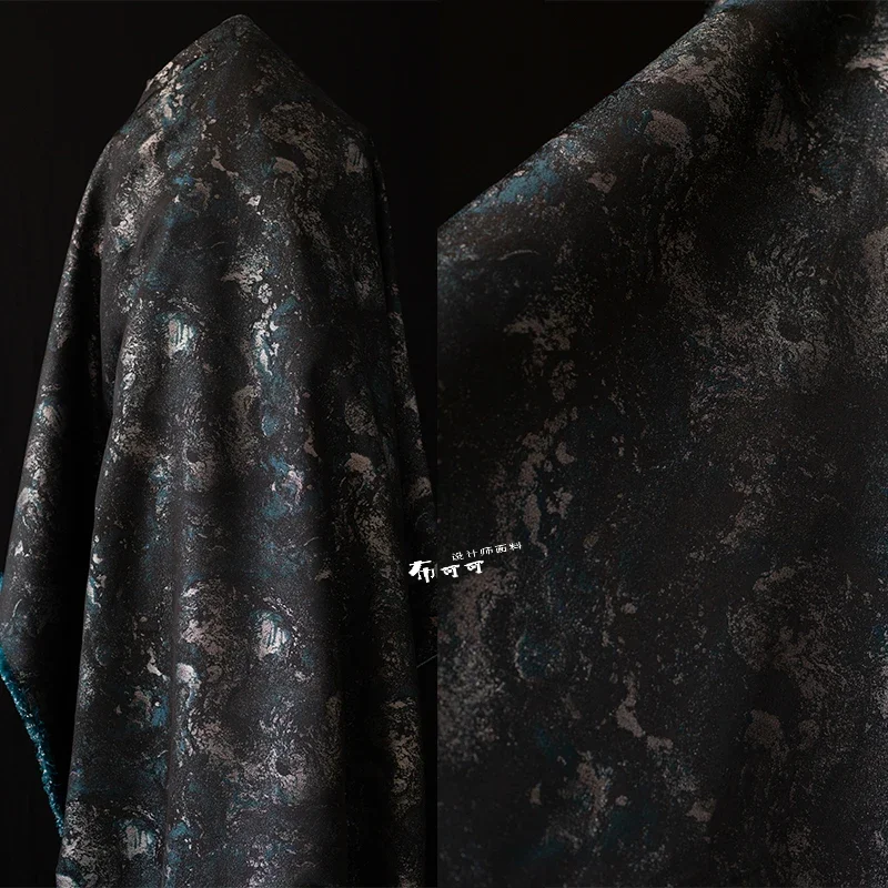 Градиентная ретро сине-зеленая серая жаккардовая ткань Cheongsam, дизайнерская модная ткань для шитья своими руками на метр, материал
Градиентная ретро сине-зеленая серая жаккардовая ткань Cheongsam, дизайнерская модная ткань для шитья своими руками на метр, материал
