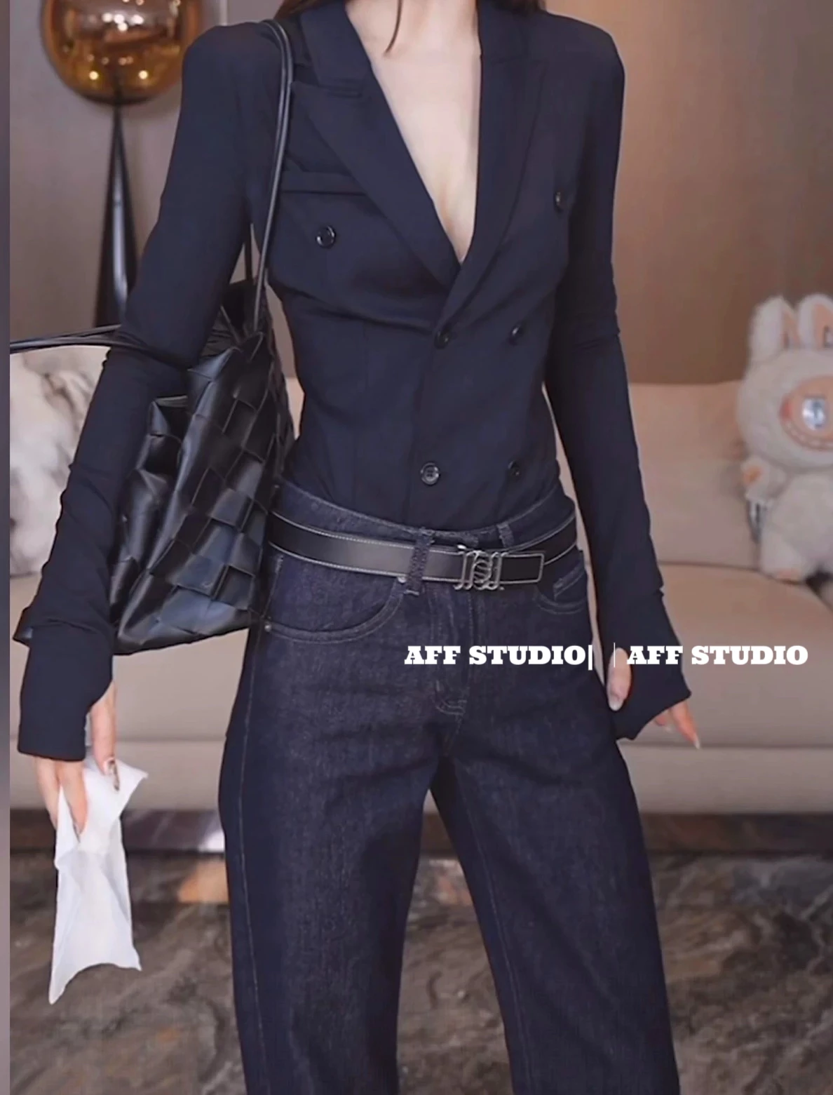 Облегающий вязаный двухрядный эластичный комбинезон на пуговицах, женский повседневный нейлоновый костюм, не требующий глажки, длинный све, чистый цвет
Облегающий вязаный двухрядный эластичный комбинезон на пуговицах, женский повседневный нейлоновый костюм, не требующий глажки, длинный све, чистый цвет