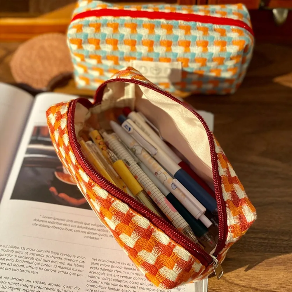Japanese Style Rainbow Pencil Case Cosmetic Storage Large Capacity Cosmetic Bag Stationery Storage Stationery Pouch Students
Japanese Style Rainbow Pencil Case Cosmetic Storage Large Capacity Cosmetic Bag Stationery Storage Stationery Pouch Students