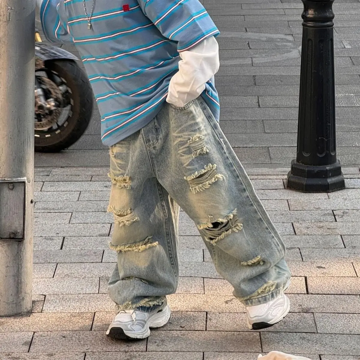 Spring&Autumn Boys Jeans New Retro Ripped Hole Pants Children Casual Loose Trousers for 2-8 Years Street Wear Girls Trousers
Spring&Autumn Boys Jeans New Retro Ripped Hole Pants Children Casual Loose Trousers for 2-8 Years Street Wear Girls Trousers