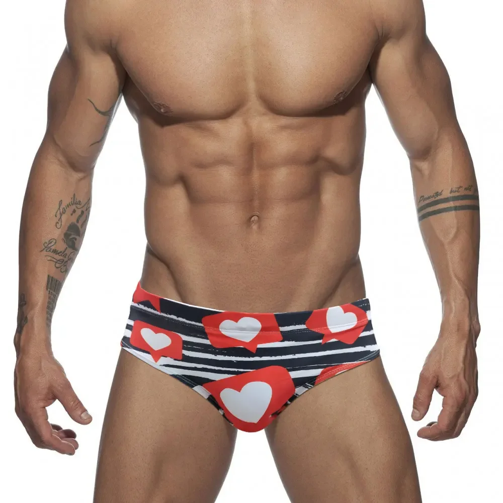 Mens Swim Briefs Sexy Swimming Short Water Sport Beach Pants Swimsuit Swimwear Sexy Male Suilt Surfing Printed Love Swim Wear
Mens Swim Briefs Sexy Swimming Short Water Sport Beach Pants Swimsuit Swimwear Sexy Male Suilt Surfing Printed Love Swim Wear