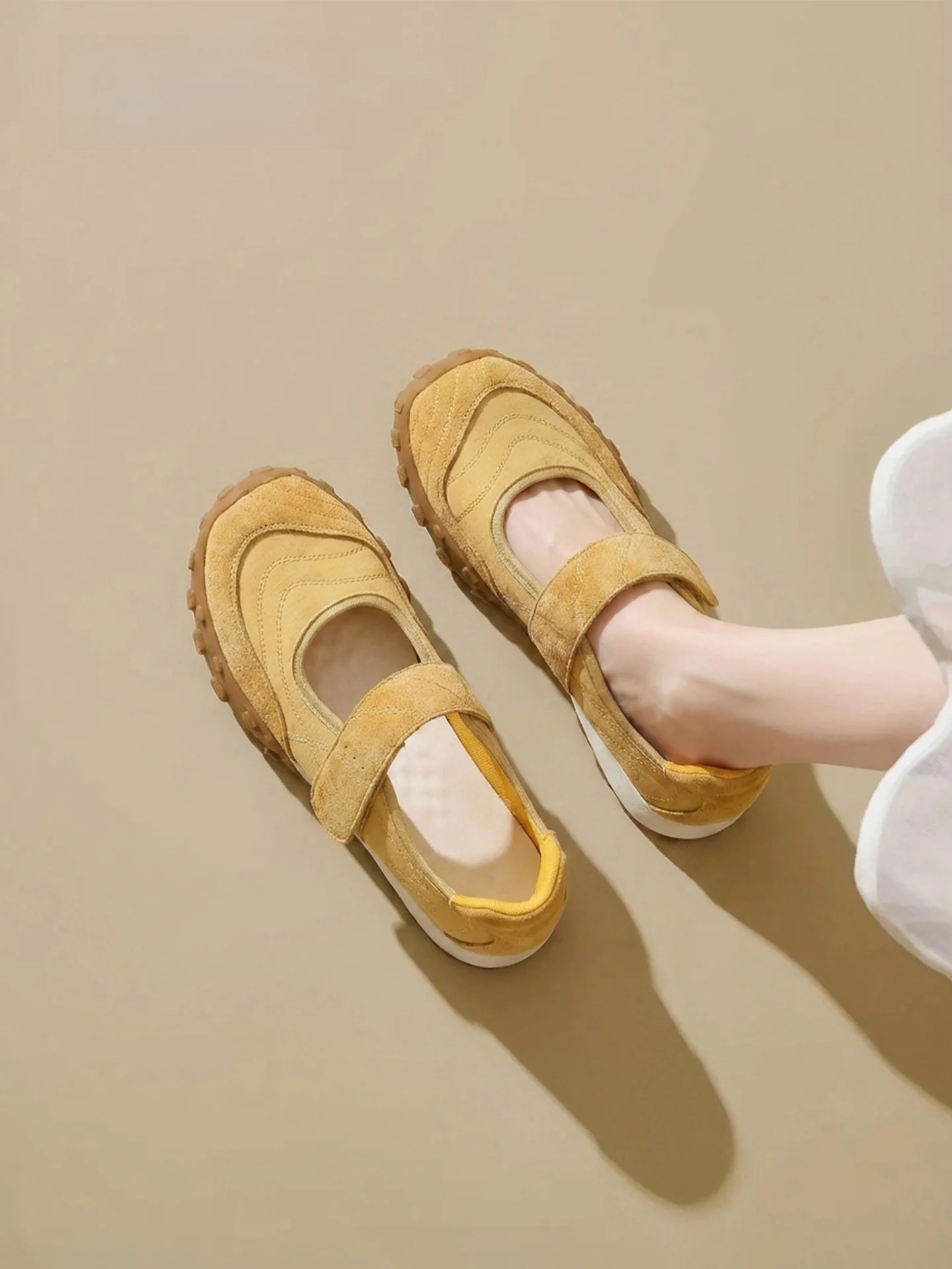 Sports Sandals Mary Janes Women's Shoes 2026 Summer New Yellow Ballet Dequn Shoes Soft Bottom Breathable Casual Single Shoes
Sports Sandals Mary Janes Women's Shoes 2026 Summer New Yellow Ballet Dequn Shoes Soft Bottom Breathable Casual Single Shoes