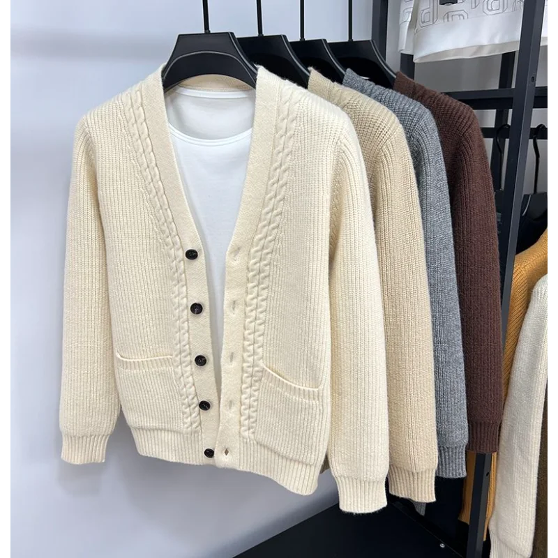 Knitted Sweater Cardigan Men's Sweater Coat Autumn Solid Color V-neck Sweater Trendy Casual Simple Top
Knitted Sweater Cardigan Men's Sweater Coat Autumn Solid Color V-neck Sweater Trendy Casual Simple Top
