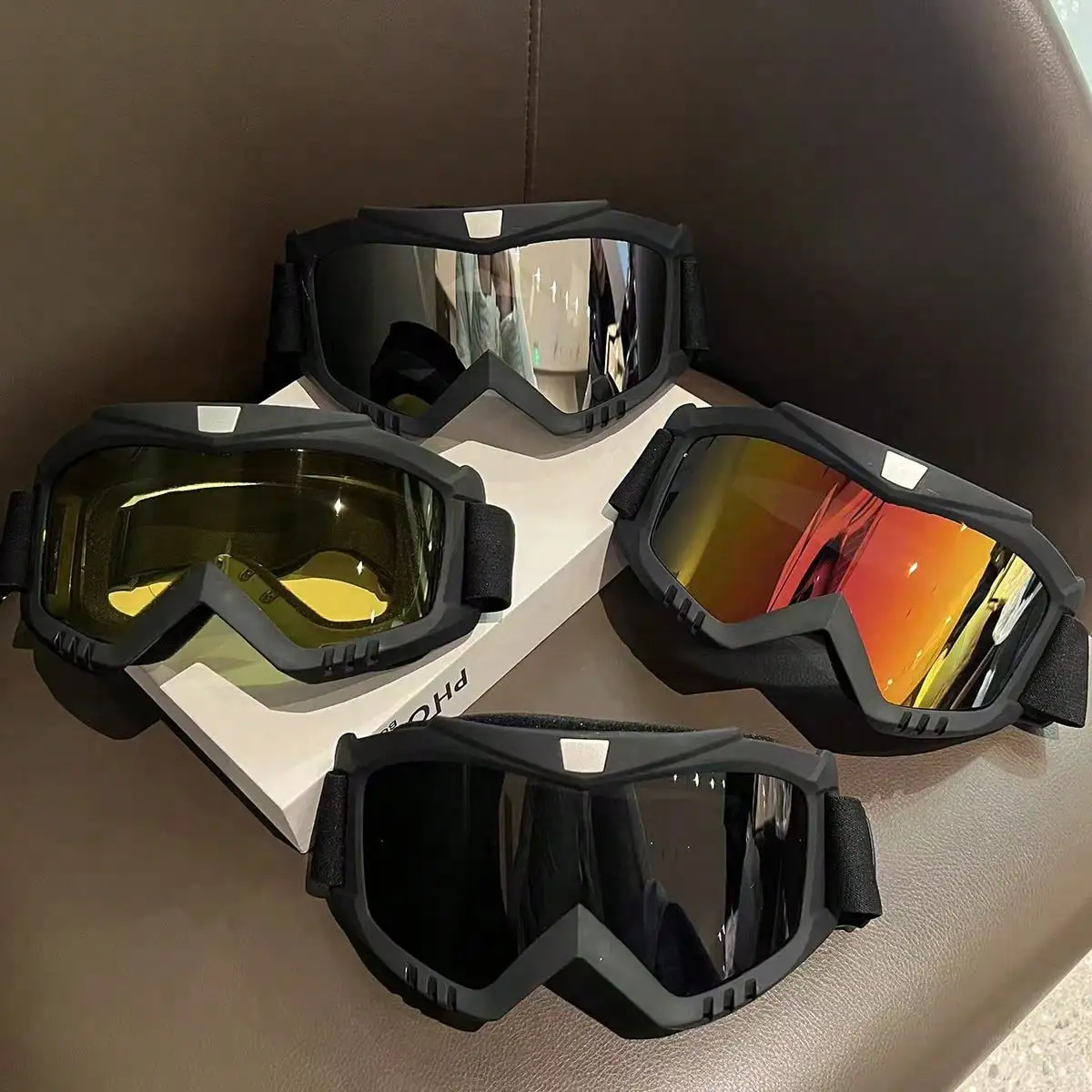 Multifunctional Outdoor Sports Goggles Windproof Anti Fog For Cycling Skiing Motorcycle Riding Snowmobile Use
Multifunctional Outdoor Sports Goggles Windproof Anti Fog For Cycling Skiing Motorcycle Riding Snowmobile Use
