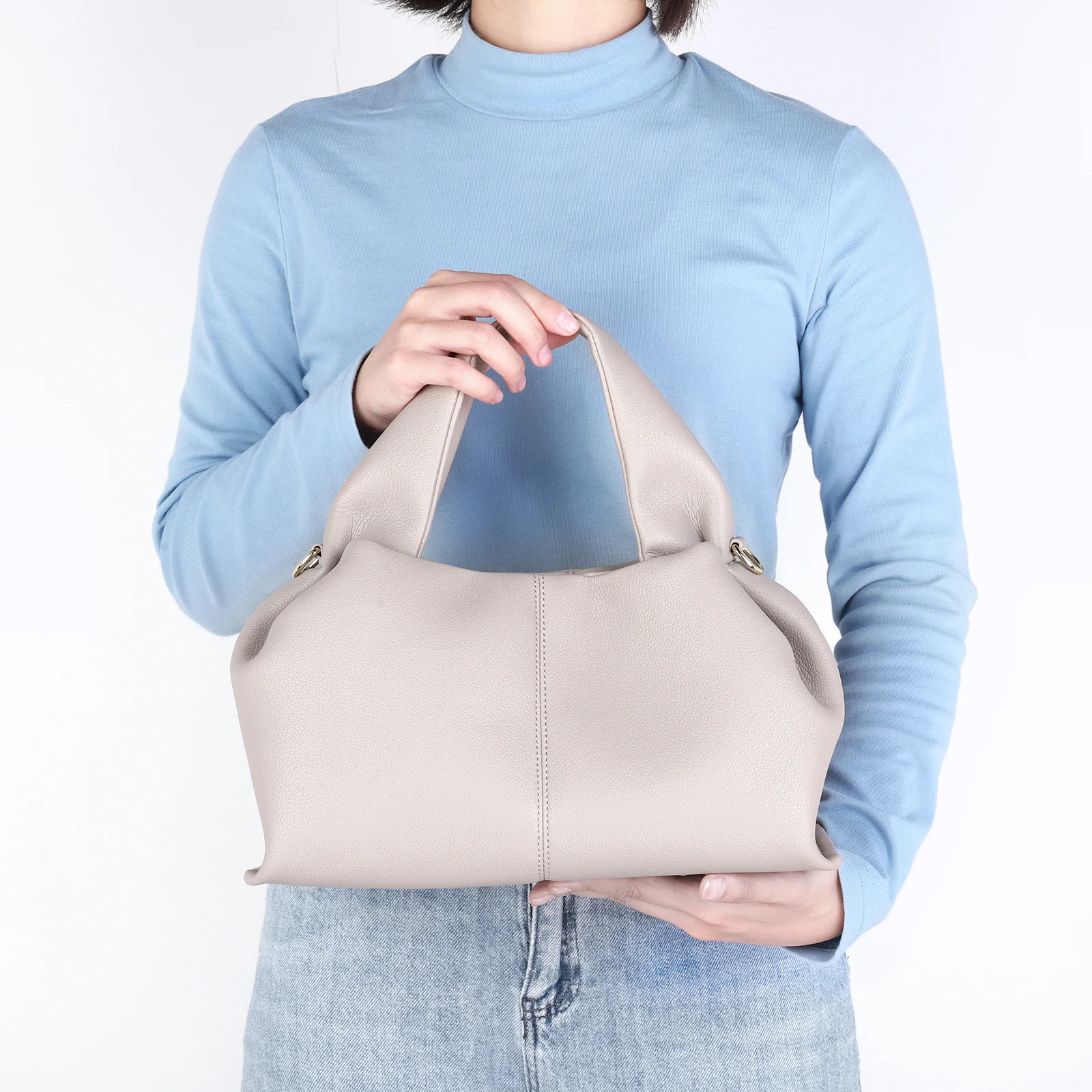 Women PU Crossbody Bag Casual Leather Shoulder Bag Pleated Fashion Tote Bag Satchel Sling Bag Commuting Purse
Women PU Crossbody Bag Casual Leather Shoulder Bag Pleated Fashion Tote Bag Satchel Sling Bag Commuting Purse