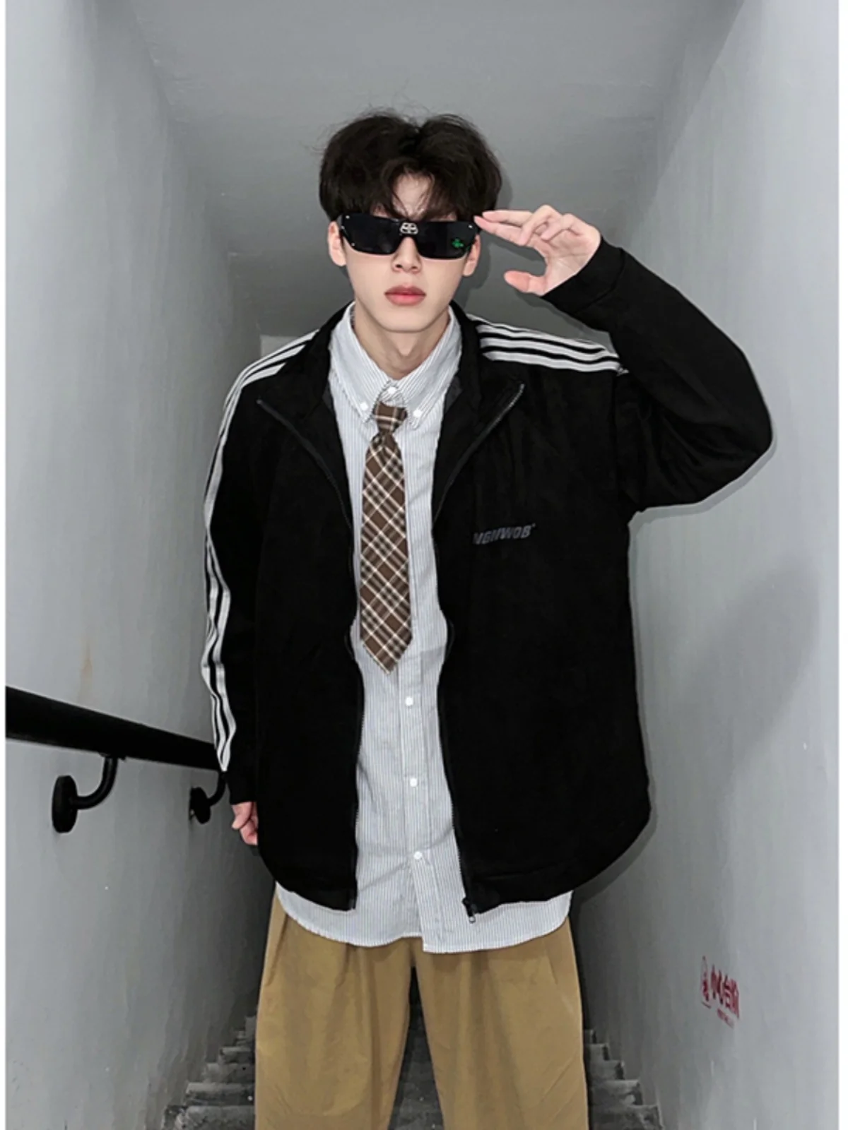 Cleanfit Suede Jaet Men's Autumn American Retro Striped Baseball Casual Stand Collar Jaet Loose Fit Youth Trendy Zipper
Cleanfit Suede Jaet Men's Autumn American Retro Striped Baseball Casual Stand Collar Jaet Loose Fit Youth Trendy Zipper