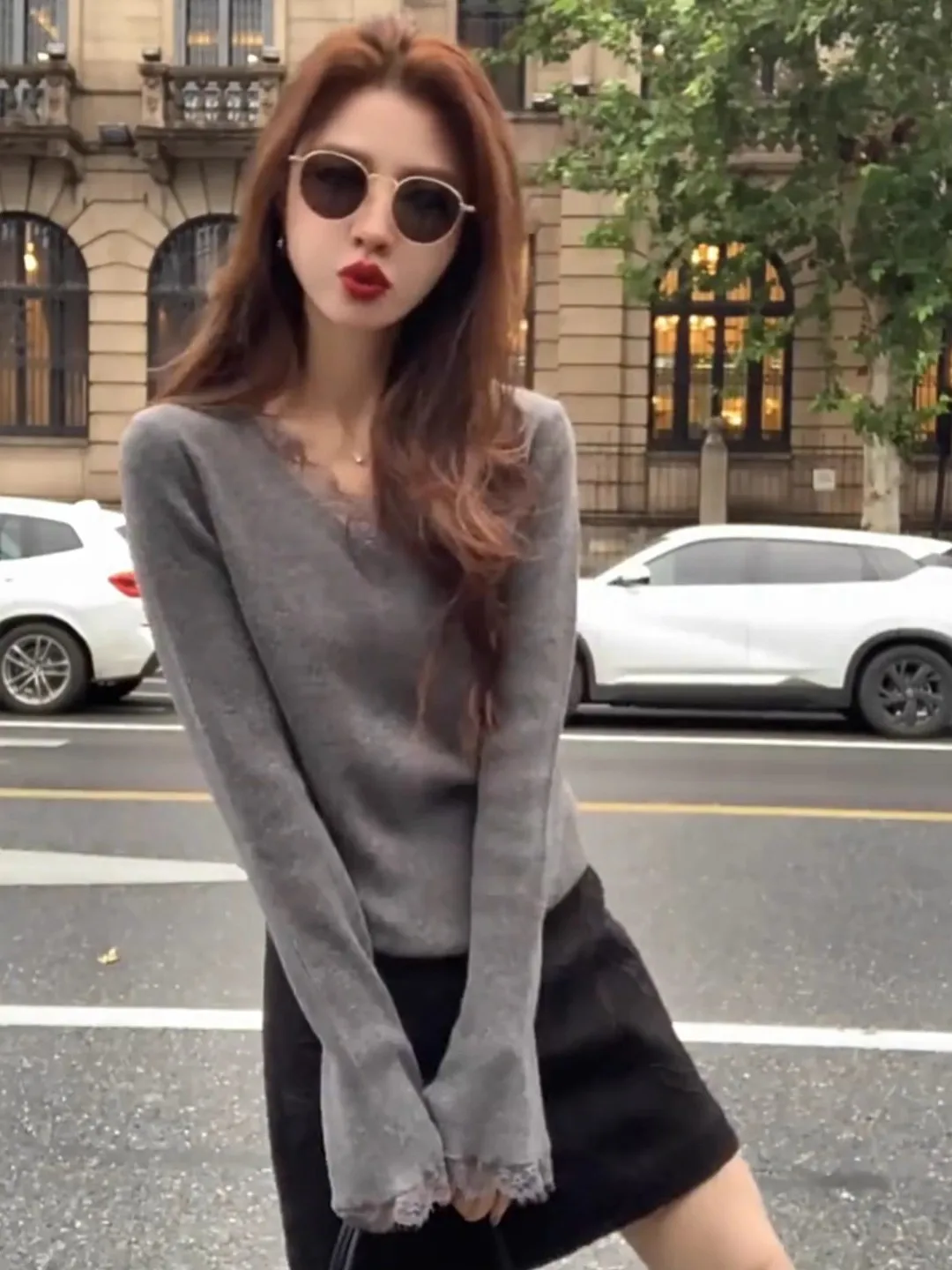 ay Lace Splicing V-ne Long Sve Knitted Sweater Women's Autumn Winter Korean Sle Slimming Base irt Top
ay Lace Splicing V-ne Long Sve Knitted Sweater Women's Autumn Winter Korean Sle Slimming Base irt Top