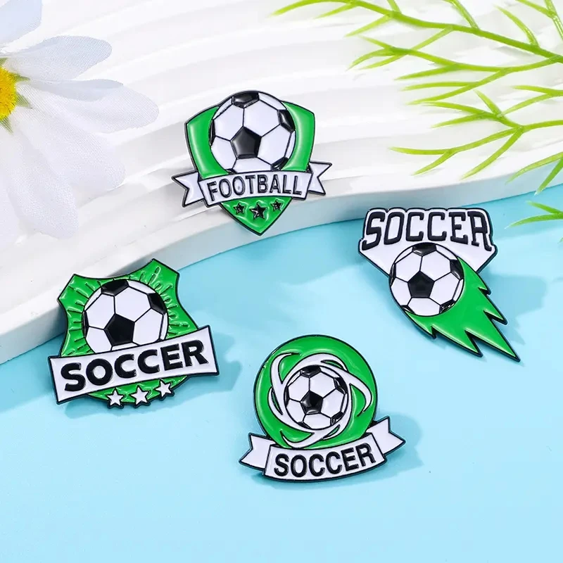 Customized low-priced football match badges, enamel badge designs for football fans, DIY football team lapel badges
Customized low-priced football match badges, enamel badge designs for football fans, DIY football team lapel badges