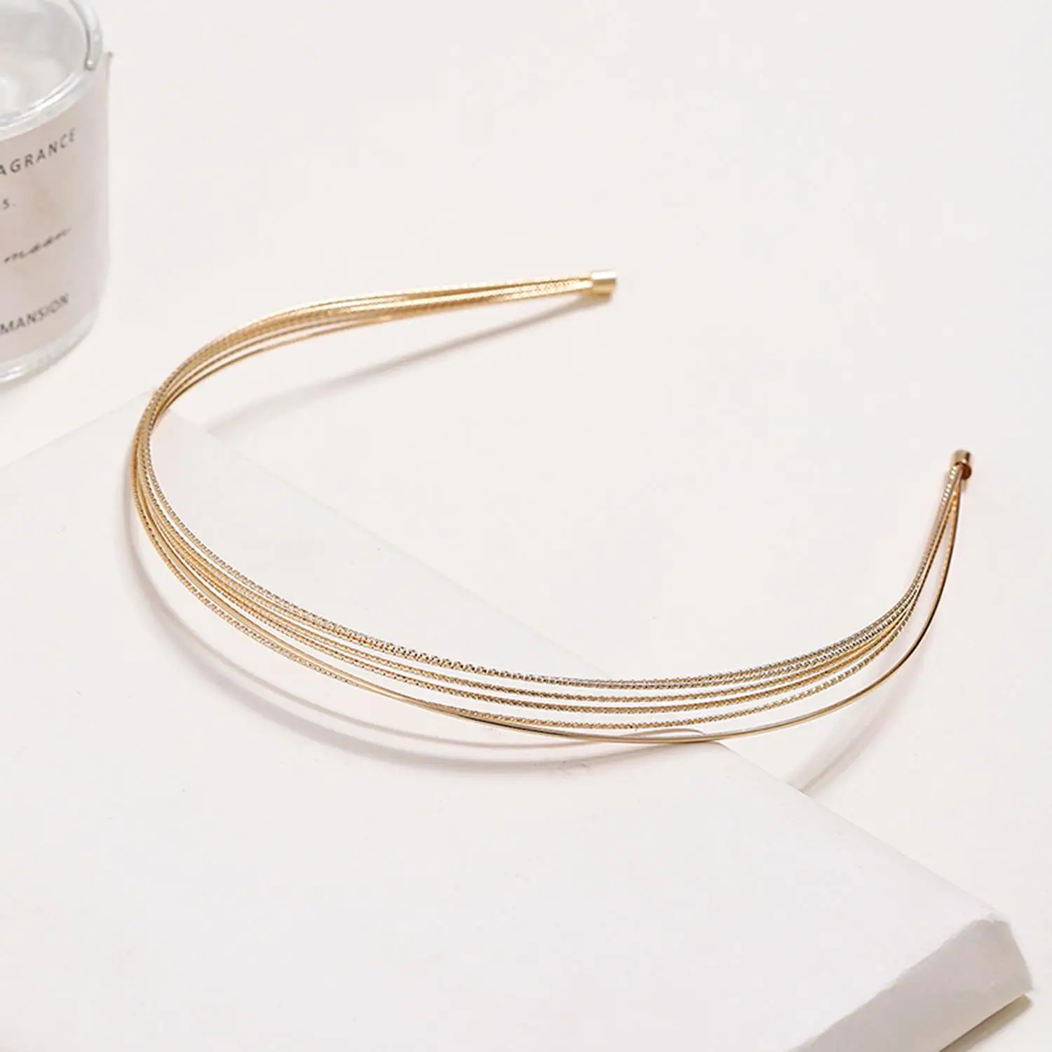 Simple Multi-Layer Metal Hairbands Elegant Headbands Fashion Women Head Hoop Hair Styling Tool Headwear Hair Accessories
Simple Multi-Layer Metal Hairbands Elegant Headbands Fashion Women Head Hoop Hair Styling Tool Headwear Hair Accessories