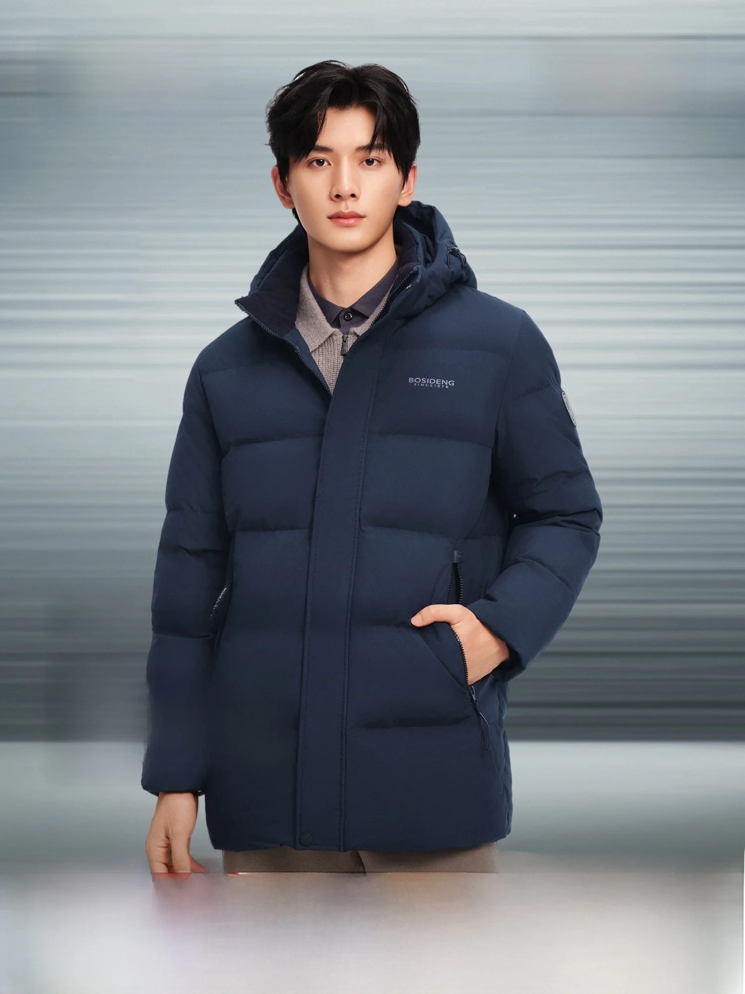 Мужская пуховая куртка Bosideng 2025: новая модель, утепленная, 90% пуха, со съемным капюшоном, защита от холода и ветра, теплая, из полиэфирного волокна, современный стиль
Мужская пуховая куртка Bosideng 2025: новая модель, утепленная, 90% пуха, со съемным капюшоном, защита от холода и ветра, теплая, из полиэфирного волокна, современный стиль