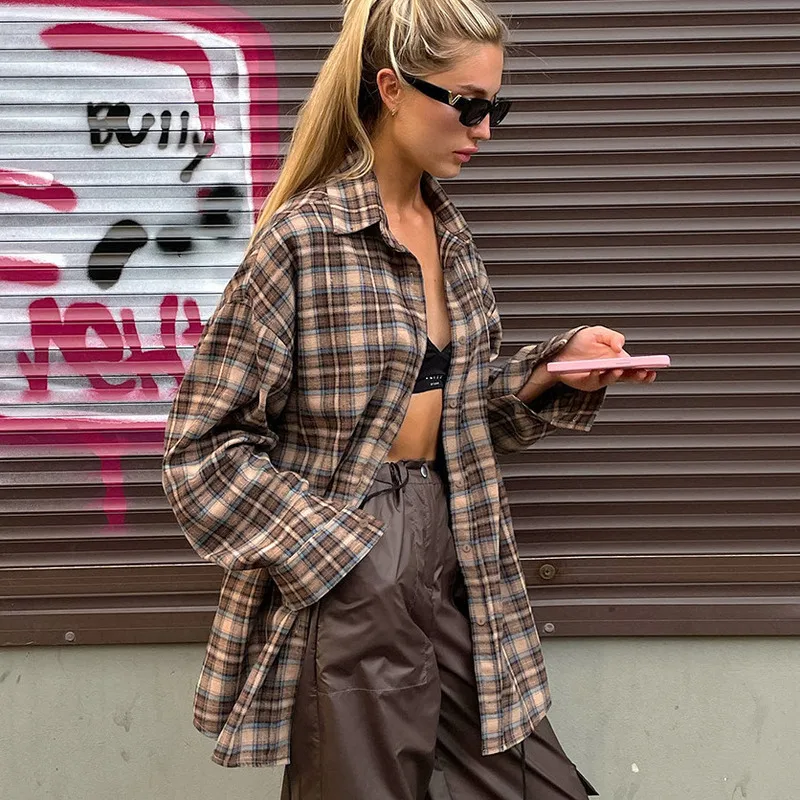 2024 New Casual Retro Women's Plaid Shirt Colorful Street Collar Loose Long Sleeve Women's Top High Quality Simplicity Classic
2024 New Casual Retro Women's Plaid Shirt Colorful Street Collar Loose Long Sleeve Women's Top High Quality Simplicity Classic