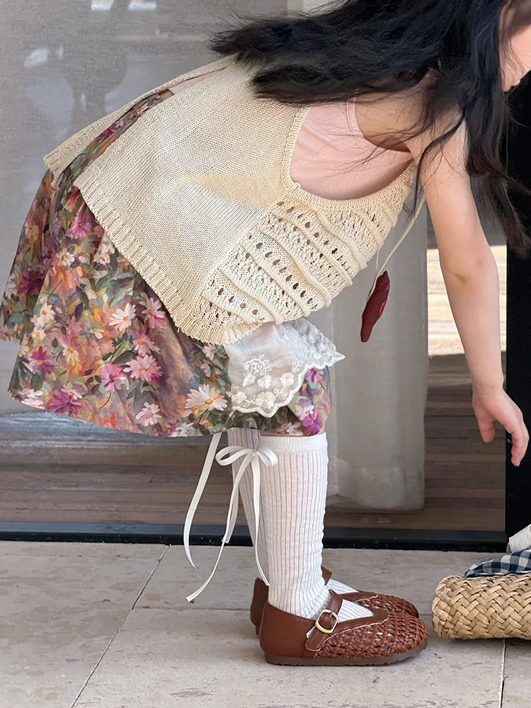 2025 Summer New Girls Oil Painting Style Lace Skirts Vintage Print Children Shorts Cotton Loose Kids Girls Splicing Shorts
2025 Summer New Girls Oil Painting Style Lace Skirts Vintage Print Children Shorts Cotton Loose Kids Girls Splicing Shorts