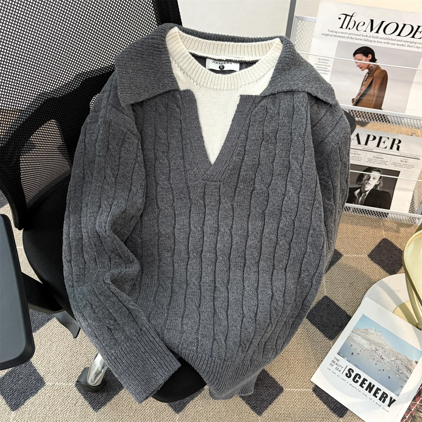 French Fake Two-piece Sweater For Men Lapel Contrasting Color Jacquard Knitted Tops Autumn Winter Casual Fashion Knitting Top
French Fake Two-piece Sweater For Men Lapel Contrasting Color Jacquard Knitted Tops Autumn Winter Casual Fashion Knitting Top