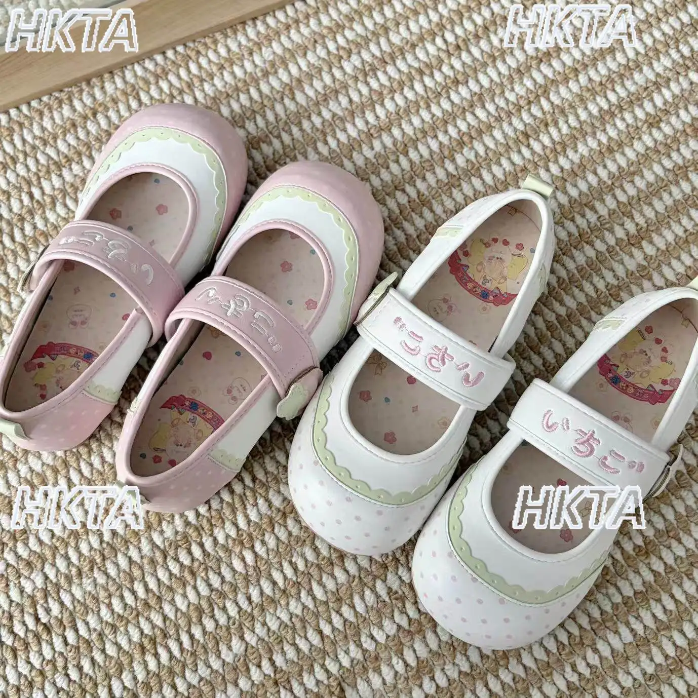 Japanese Cute Strawberry Pleated Embroidery Polka Dot Round Head Indoor Shoes Flats Summer Sweet Kawaii Lolita Shoes Women
Japanese Cute Strawberry Pleated Embroidery Polka Dot Round Head Indoor Shoes Flats Summer Sweet Kawaii Lolita Shoes Women