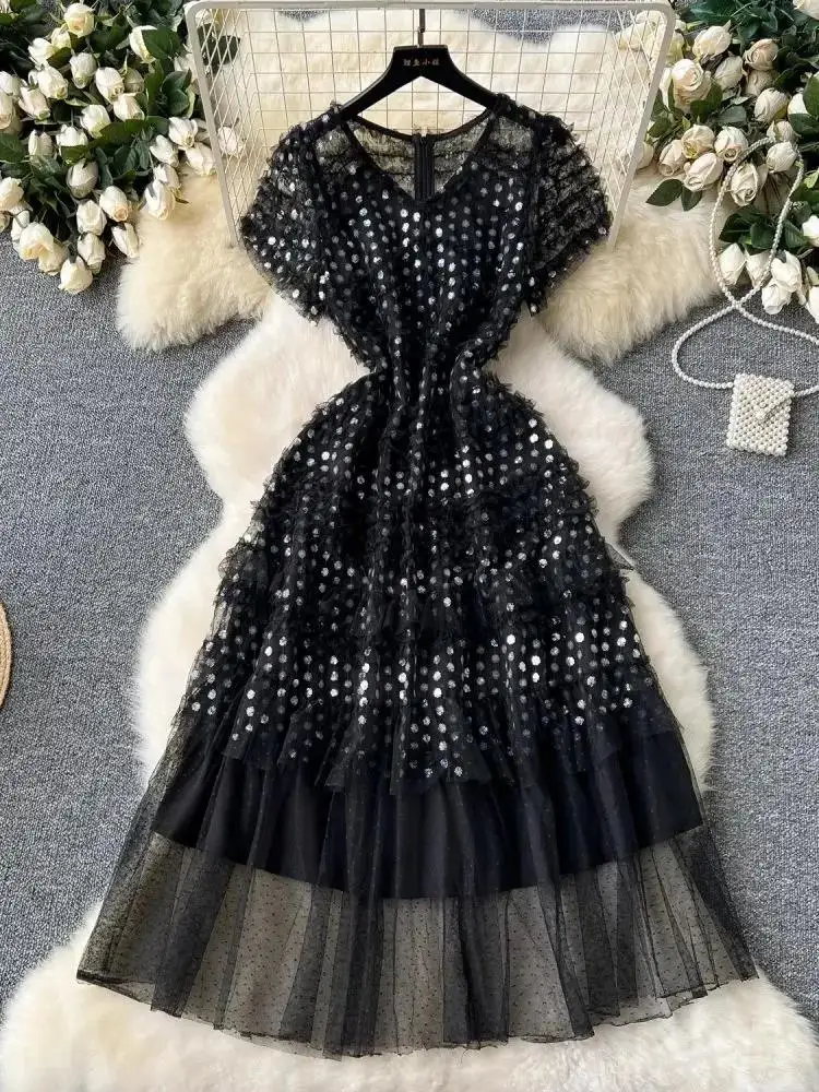 Women V-Neck Short Sleeve Mesh Ruffles Layer Cake Formal Dress French Luxury Sequined Embroidery Wedding Evening Party Vestidos
Women V-Neck Short Sleeve Mesh Ruffles Layer Cake Formal Dress French Luxury Sequined Embroidery Wedding Evening Party Vestidos