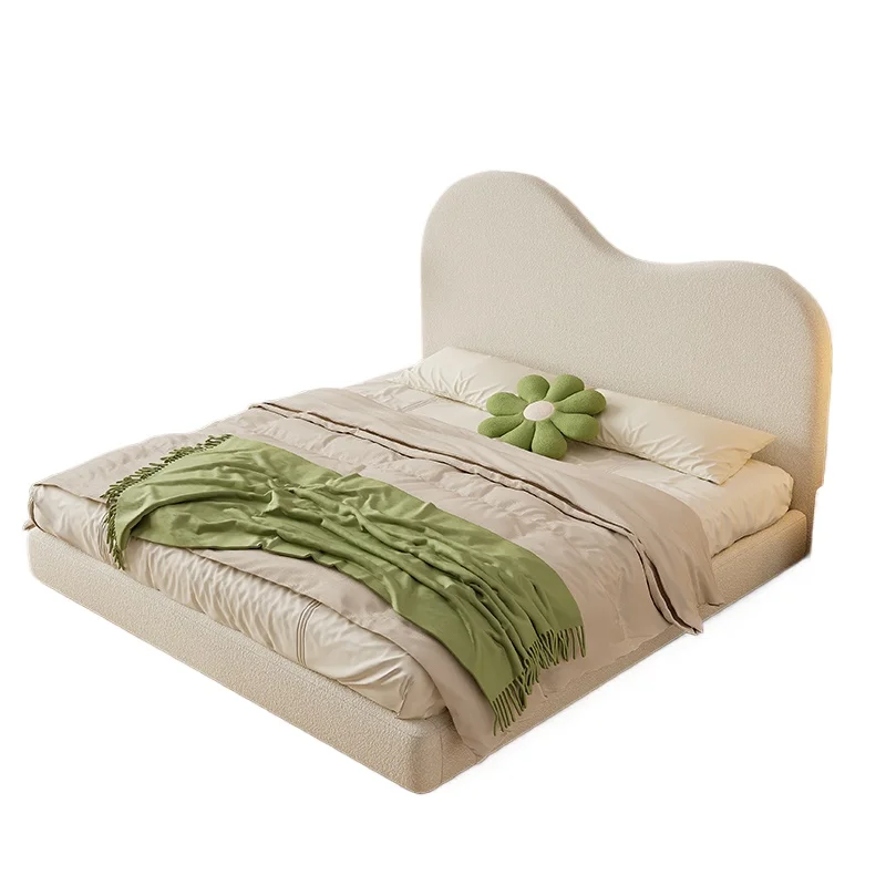 Modern soft and comfortable children's crib upholstered fabric children's bed
Modern soft and comfortable children's crib upholstered fabric children's bed