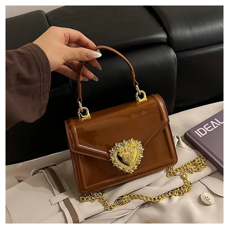 Trendy 2026 Women's Bag with Heart Design, Detachable Chain Shoulder Purse, Versatile Crossbody & Handheld Bag
Trendy 2026 Women's Bag with Heart Design, Detachable Chain Shoulder Purse, Versatile Crossbody & Handheld Bag