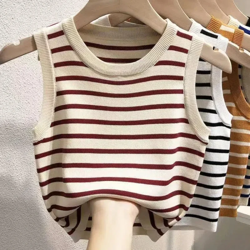 Summer Striped Ice Silk Knitted Small Vest for Women Wearing Versatile Take-out Base Hot Girl Vest Short Top Ins
Summer Striped Ice Silk Knitted Small Vest for Women Wearing Versatile Take-out Base Hot Girl Vest Short Top Ins