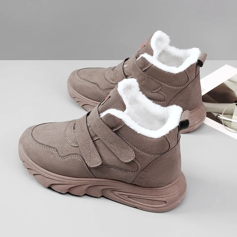 2026 New Women's Fleece Lined Thick Cotton Snow Boots Flat Bottom All Match Student Bread Shoes Leather Fur Integrated Winter...
2026 New Women's Fleece Lined Thick Cotton Snow Boots Flat Bottom All Match Student Bread Shoes Leather Fur Integrated Winter...