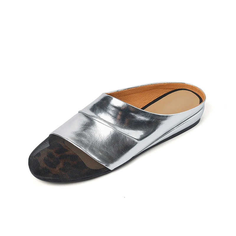 Comfort Genuine Leather Slide Sandals 2.5cm Chunky Heel Closed Toe Patent Leather Two-Tone Silver Light Gold Women Casual
Comfort Genuine Leather Slide Sandals 2.5cm Chunky Heel Closed Toe Patent Leather Two-Tone Silver Light Gold Women Casual