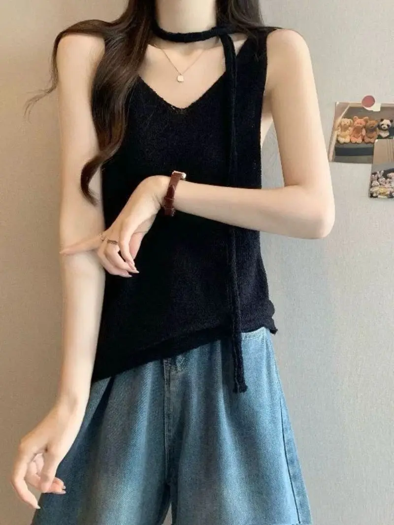 Slimming V-Neck Strapless Vest for Women Korean Style Knitted Top Girl Dyeing And Shrinking Spring Summer New Arrival
Slimming V-Neck Strapless Vest for Women Korean Style Knitted Top Girl Dyeing And Shrinking Spring Summer New Arrival