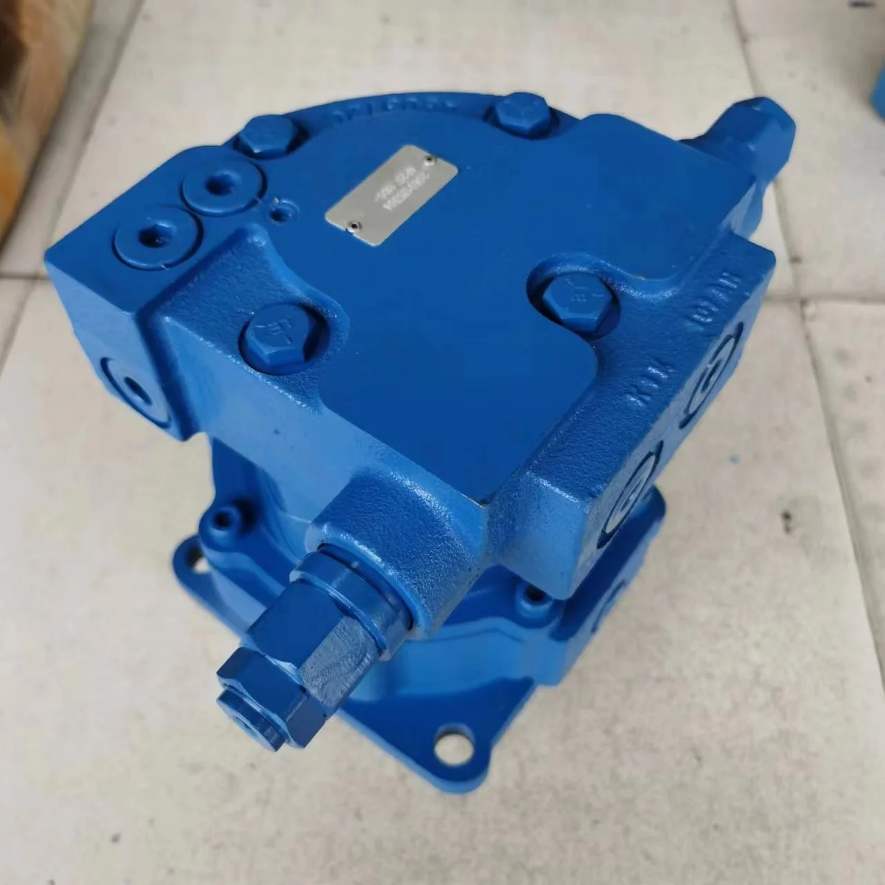 Excavator parts CAT301.7D swing motor (without gearbox) 5272610 suitable for E301.7
Excavator parts CAT301.7D swing motor (without gearbox) 5272610 suitable for E301.7