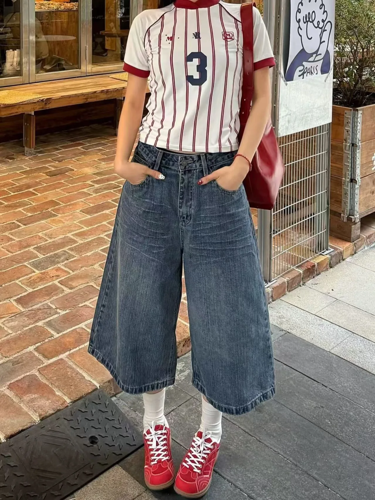 High Waist Wide Leg Straight Cut Jeans Women Summer 2025 Loose Fit Slimming Seven Inch Pants Vintage Waed Denim
High Waist Wide Leg Straight Cut Jeans Women Summer 2025 Loose Fit Slimming Seven Inch Pants Vintage Waed Denim