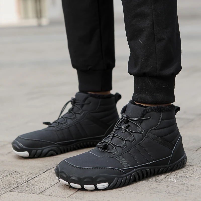 Новые зимние высокие мужские ботинки с улучшенной теплоизоляцией и утолщенным утеплителем для сохранения тепла. Водонепроницаемые и прочные снегоступы.
Новые зимние высокие мужские ботинки с улучшенной теплоизоляцией и утолщенным утеплителем для сохранения тепла. Водонепроницаемые и прочные снегоступы.