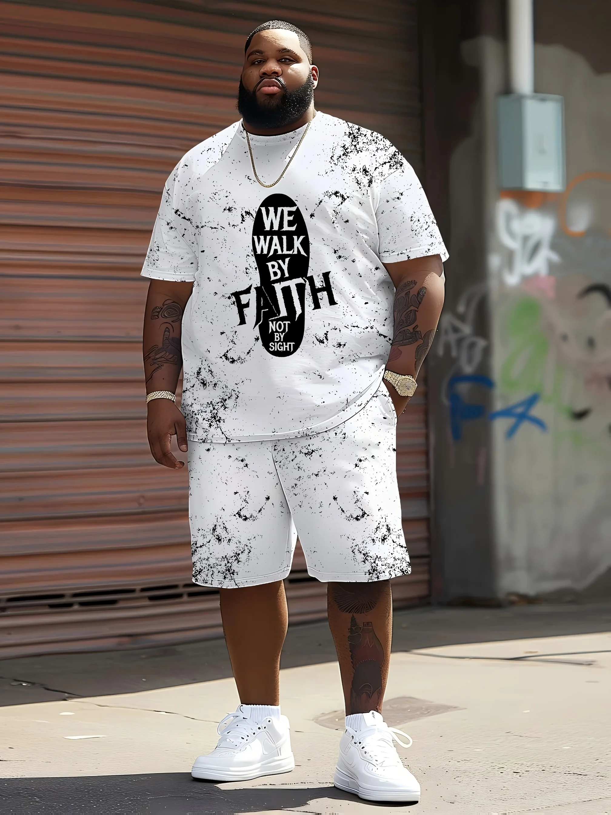 Large men's casual outdoor T-shirt set, letters and black footprint distressed patterns, suitable for summer outdoor activities
Large men's casual outdoor T-shirt set, letters and black footprint distressed patterns, suitable for summer outdoor activities