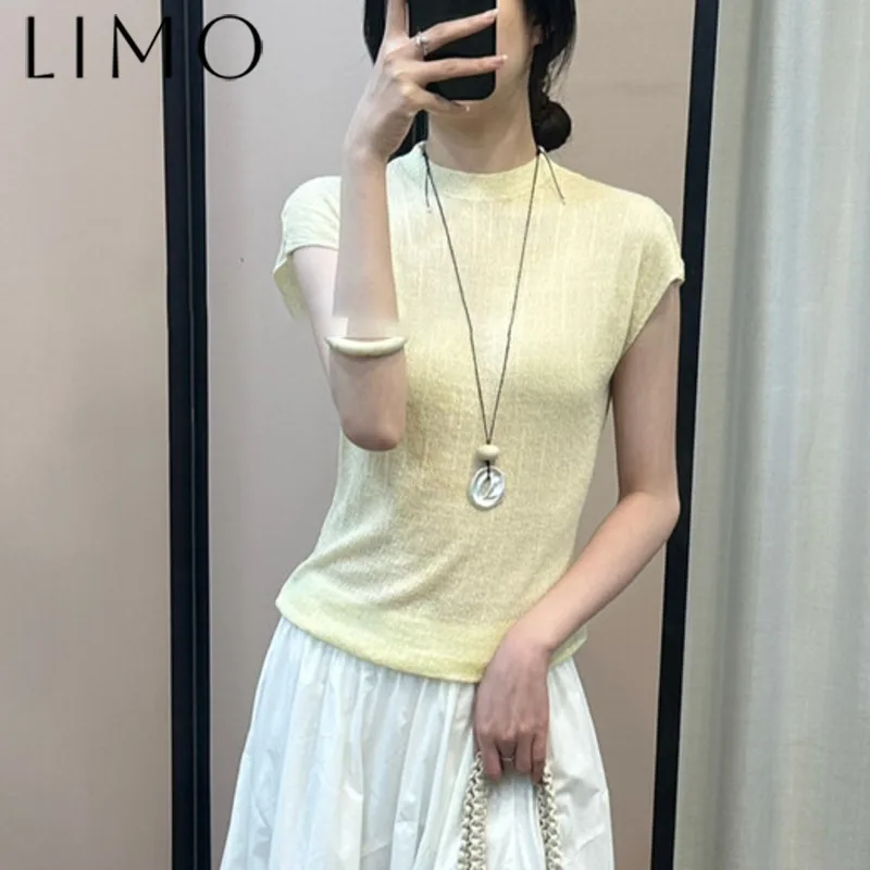 LIMO 2025 Women's Sleeveless Knit T-Shirt Slim Fit Casual Round Neck Elegant Basic Stretchy Daily Wear Solid Color Fashion Top
LIMO 2025 Women's Sleeveless Knit T-Shirt Slim Fit Casual Round Neck Elegant Basic Stretchy Daily Wear Solid Color Fashion Top