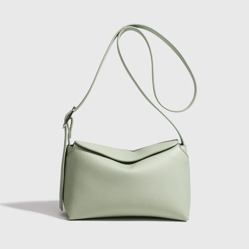 Jonlily Women Genuine Leather Shoulder Bag Female Handbag Totes Casual Crossbody Bag Small Daybag Commuter Bag Purse -KG1843
Jonlily Women Genuine Leather Shoulder Bag Female Handbag Totes Casual Crossbody Bag Small Daybag Commuter Bag Purse -KG1843