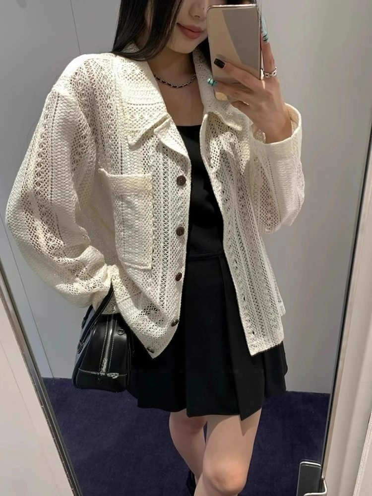 Vintage Hollowed Out Jacquard Long Sleeved Lace Jacket for Women Autumn New Niche Causal Shirt Top
Vintage Hollowed Out Jacquard Long Sleeved Lace Jacket for Women Autumn New Niche Causal Shirt Top