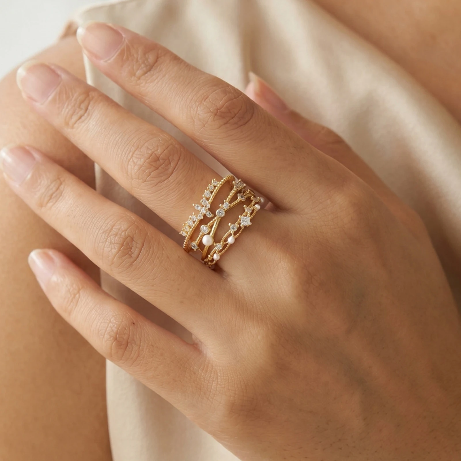 3Pcs Stackable Open Ring Set for Women, Gold Plated Geometric Zircon Imitation Pearl Bands, Waterproof Aesthetic Party Jewelry
3Pcs Stackable Open Ring Set for Women, Gold Plated Geometric Zircon Imitation Pearl Bands, Waterproof Aesthetic Party Jewelry