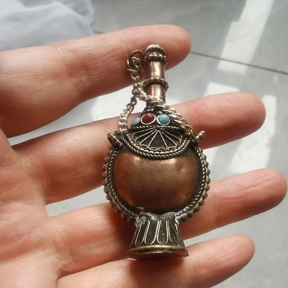 Collection of antique antique snuff bottles, Tibetan accessories, jewelry copper, snuff bottles, Nepalese accessories
Collection of antique antique snuff bottles, Tibetan accessories, jewelry copper, snuff bottles, Nepalese accessories