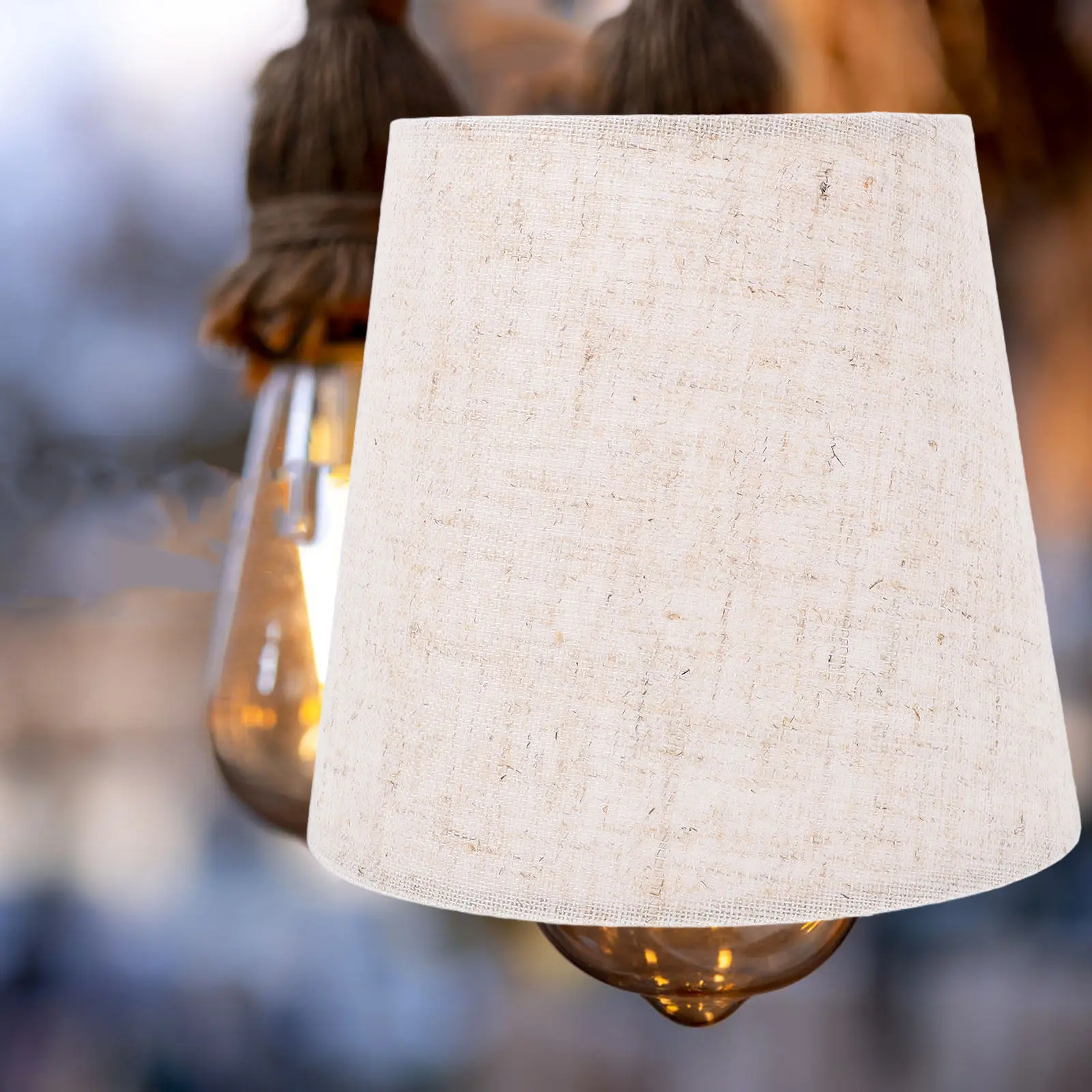 Тканевый абажур-клипса для лампы E14, подходит для настольных, напольных, настенных и подвесных светильников, современный аксессуар для лампы.
Тканевый абажур-клипса для лампы E14, подходит для настольных, напольных, настенных и подвесных светильников, современный аксессуар для лампы.