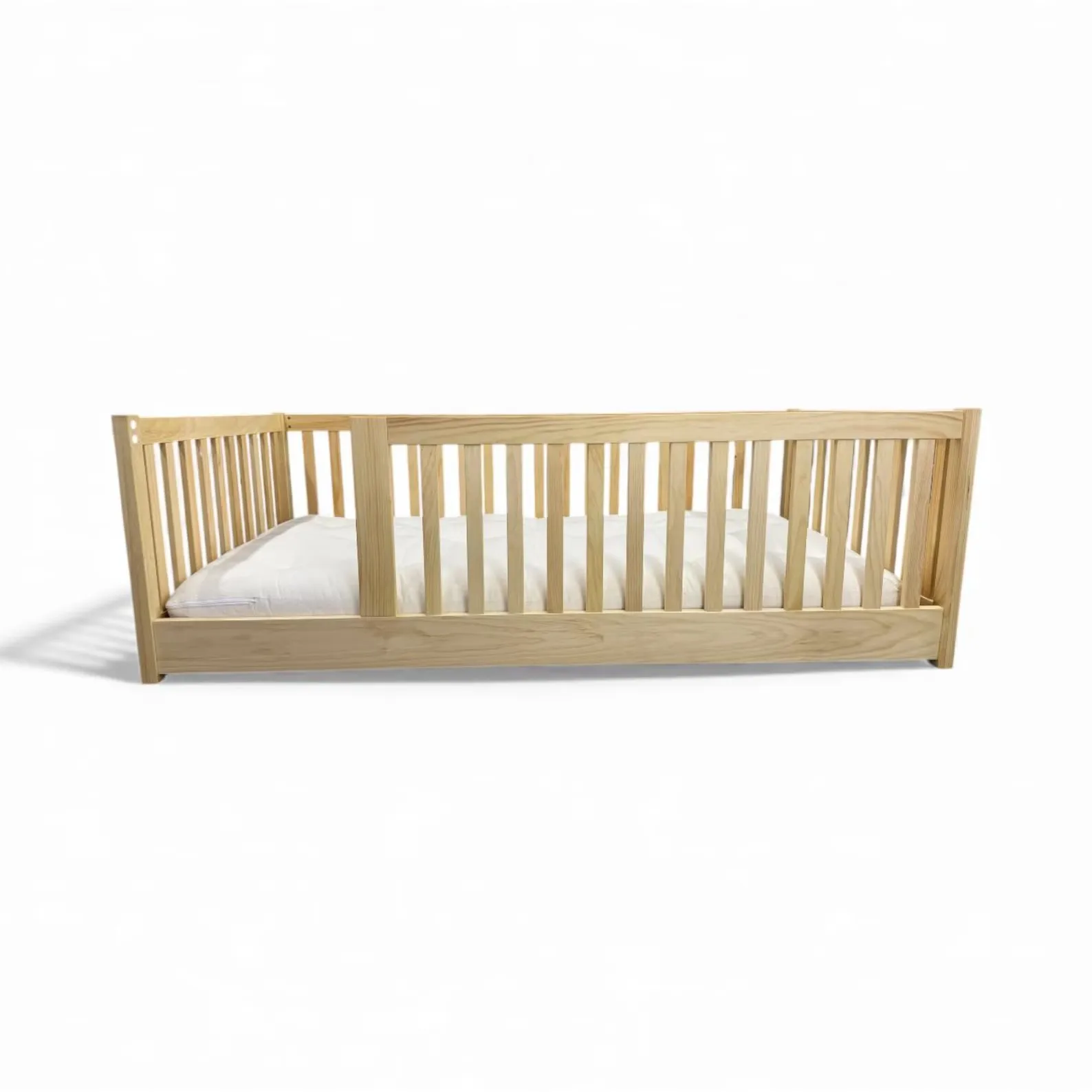 &c Montessori Inspired Floor Kids Bed Solid Wood Evolutive Frame with Safety Rails Twin Full Size Children's Bedroom OEM
&c Montessori Inspired Floor Kids Bed Solid Wood Evolutive Frame with Safety Rails Twin Full Size Children's Bedroom OEM