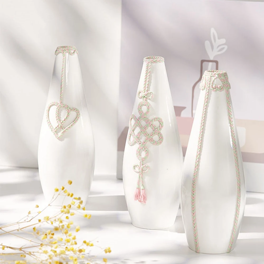 New Chinese design art vase living room home porch TV cabinet exhibition hall flower decoration Irregular Ceramic Vase Living
New Chinese design art vase living room home porch TV cabinet exhibition hall flower decoration Irregular Ceramic Vase Living